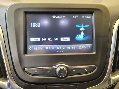 Used 2018 Chevrolet Equinox LS FWD image 25
