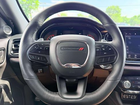 Used 2025 Dodge Durango GT AWD/4WD image 17