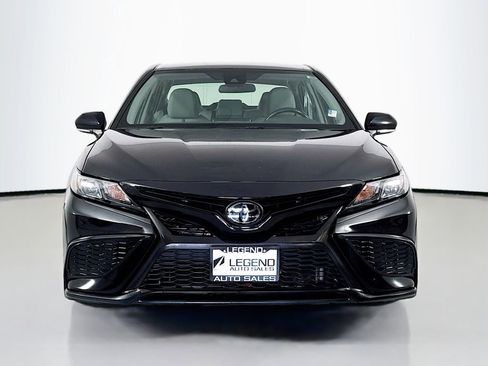 Used 2023 Toyota Camry SE AWD/4WD image 2