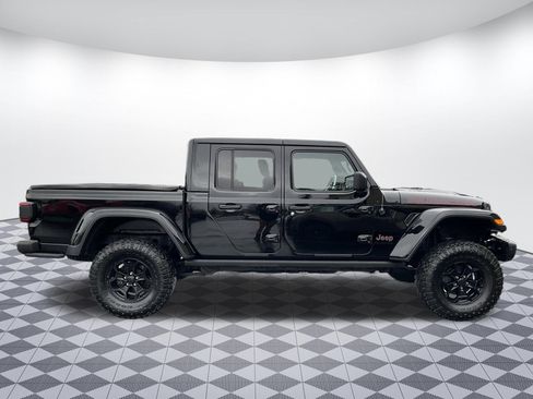 Used 2020 Jeep Gladiator Rubicon w/ Advanced Safety Group AWD/4WD image 2