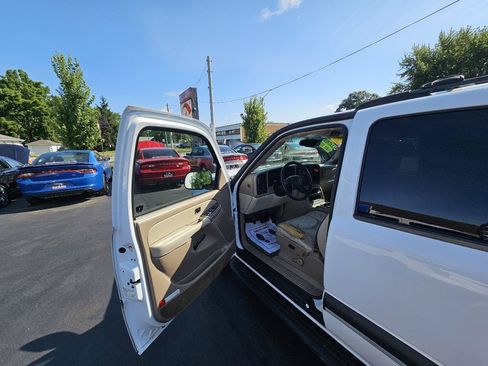 Used 2003 Chevrolet Tahoe LS RWD image 18