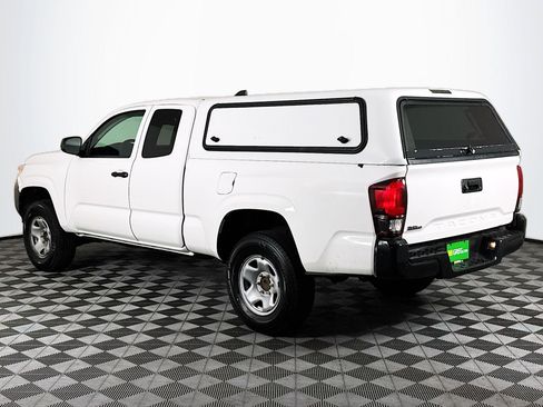 Used 2022 Toyota Tacoma SR image 6