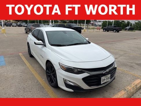 Used 2022 Chevrolet Malibu LT w/ Sport Edition FWD image 1