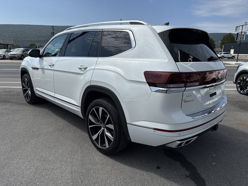 Used 2024 Volkswagen Atlas SEL Premium R-Line AWD/4WD image 6