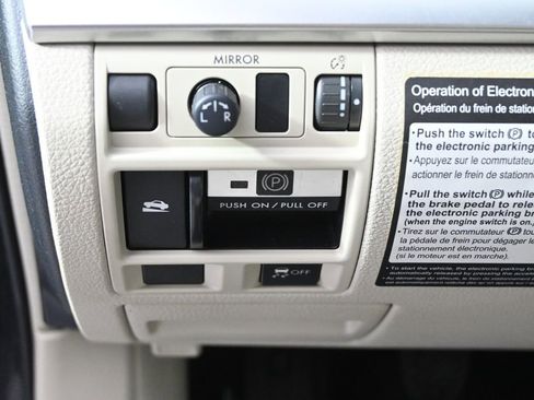 Used 2010 Subaru Outback 2.5i image 23