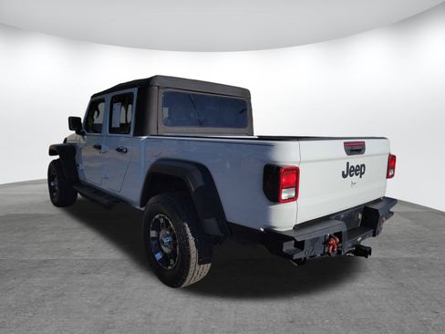 Used 2021 Jeep Gladiator Sport image 25