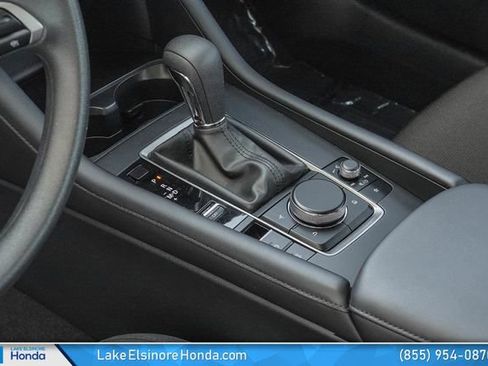 Used 2025 MAZDA MAZDA3 s FWD image 24