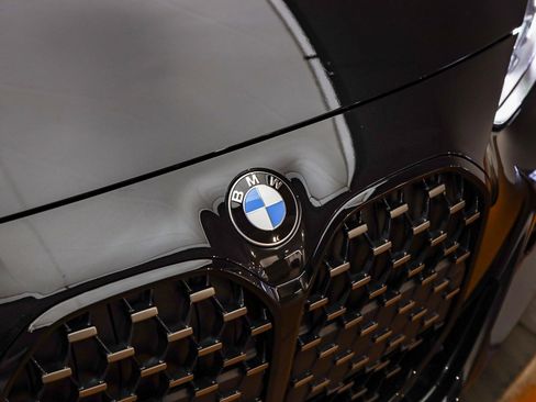 Used 2025 BMW 430i Convertible w/ M Sport Package image 6