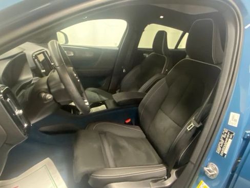 Used 2023 Volvo C40 P8 Recharge Ultimate AWD/4WD image 10