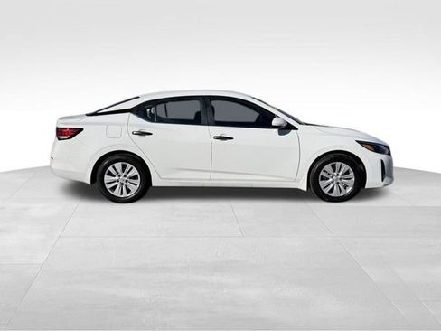 Certified 2025 Nissan Sentra S image 9
