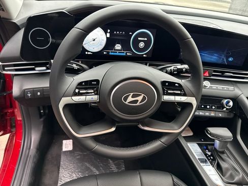 New 2026 Hyundai Elantra Limited FWD image 24
