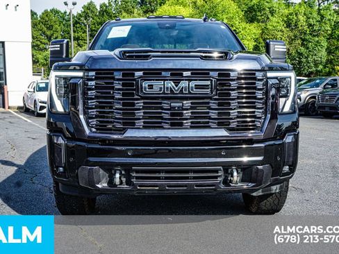 Used 2024 GMC Sierra 3500 Denali Ultimate AWD/4WD image 9