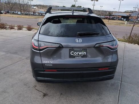 Used 2024 Honda HR-V LX image 8