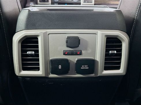 Used 2018 Ford F150 Lariat w/ Equipment Group 502A Luxury image 30