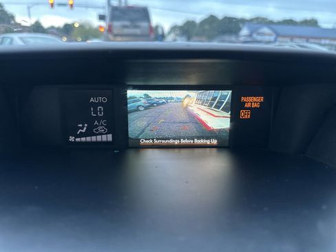 Used 2014 Subaru Forester 2.5i Limited image 19