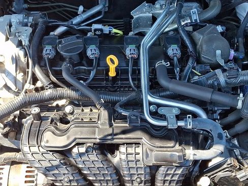 Certified 2023 Nissan Altima 2.5 SR w/ SR Premium Package image 28