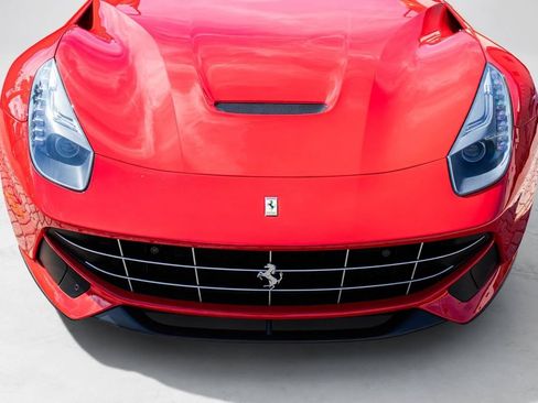Certified 2017 Ferrari F12 Berlinetta RWD image 13