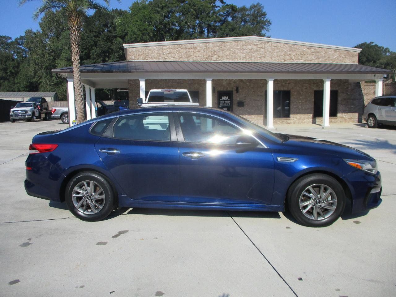 Used 2019 Kia Optima LX FWD image 28