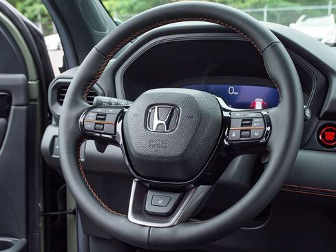 New 2026 Honda Pilot TrailSport image 21