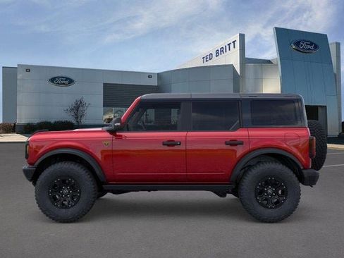 New 2025 Ford Bronco Badlands image 4