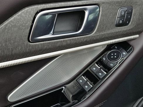 New 2026 Ford Explorer Platinum image 26