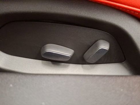 Used 2023 Chevrolet Corvette Stingray Convertible w/ 1LT image 11