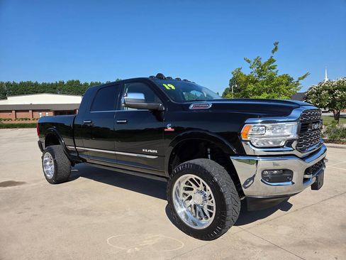 Used 2019 RAM 2500 Limited AWD/4WD image 4