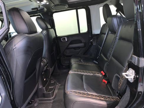 Used 2022 Jeep Wrangler Unlimited Sahara image 14