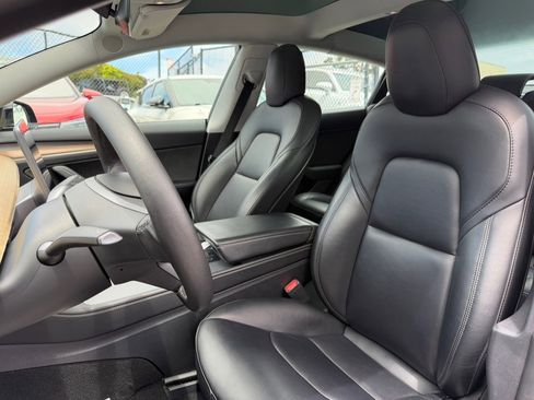 Used 2021 Tesla Model 3 Long Range AWD/4WD image 17