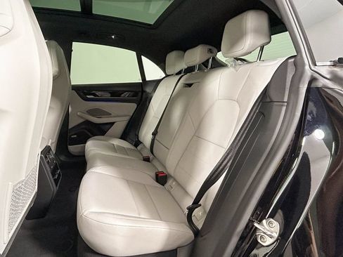 Certified 2024 Porsche Macan 4 Electric AWD/4WD image 27