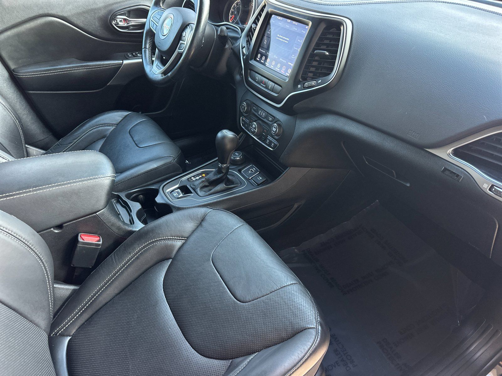 Used 2021 Jeep Cherokee Latitude Lux 80th Anniv w/ Quick Order Package 26U 80TH AWD/4WD image 15