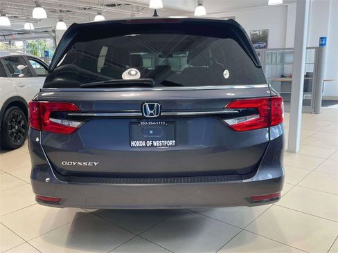 Certified 2024 Honda Odyssey EX-L image 5