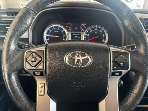 Used 2018 Toyota 4Runner SR5 Premium AWD/4WD image 19