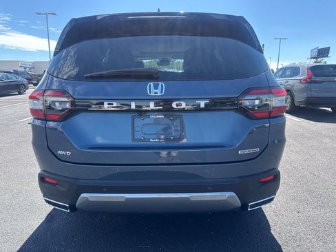 Used 2026 Honda Pilot Touring image 14
