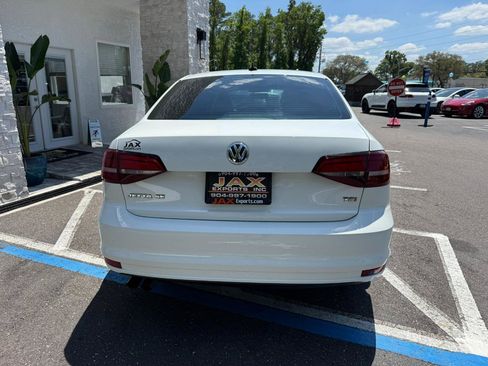 Used 2016 Volkswagen Jetta SE image 17