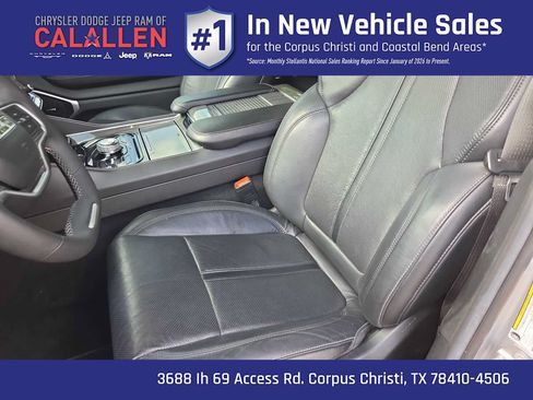 Used 2022 Jeep Wagoneer Series III w/ Flexible Seating Group AWD/4WD image 18