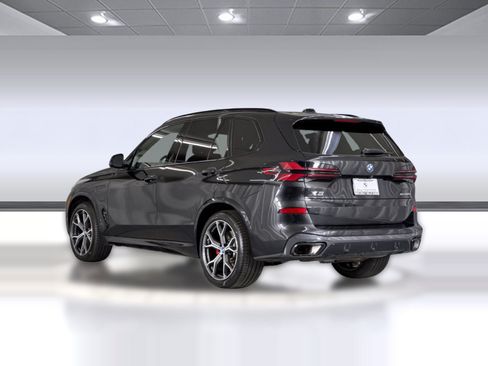 Used 2024 BMW X5 xDrive50e w/ M Sport Package AWD/4WD image 3