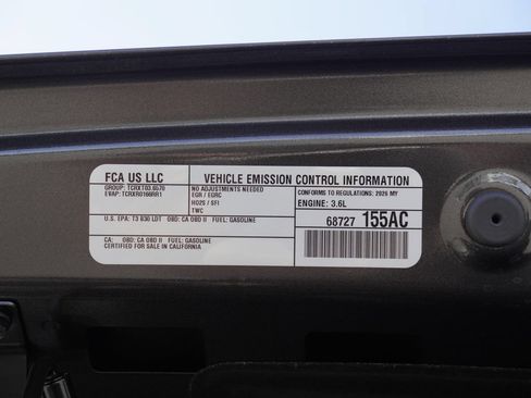 New 2026 Jeep Gladiator Mojave w/ Steel Bumper Group AWD/4WD image 38