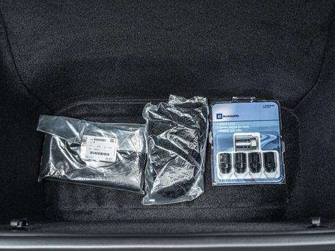 Used 2023 Chevrolet Corvette Stingray Premium Conv w/ Z51 Performance Package image 43