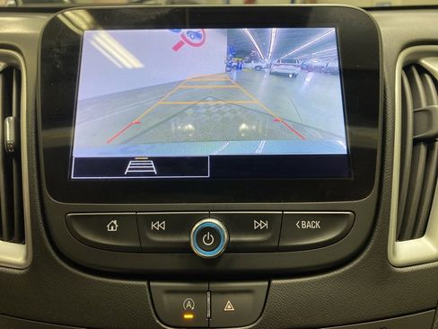 Used 2023 Chevrolet Malibu LT image 37