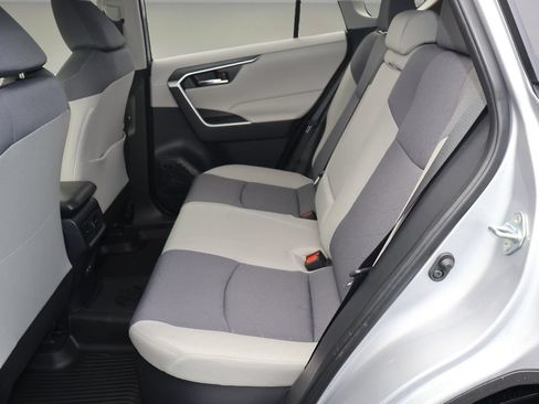 Certified 2025 Toyota RAV4 XLE w/ Convenience Package AWD/4WD image 15