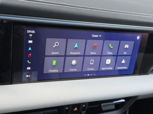 New 2025 Porsche Macan 4S Electric image 19