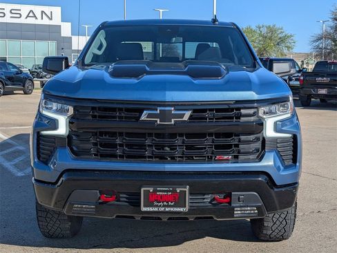 Used 2024 Chevrolet Silverado 1500 LT Trail Boss w/ Convenience Package II image 6