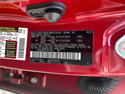 Used 2023 Toyota Highlander Limited image 35