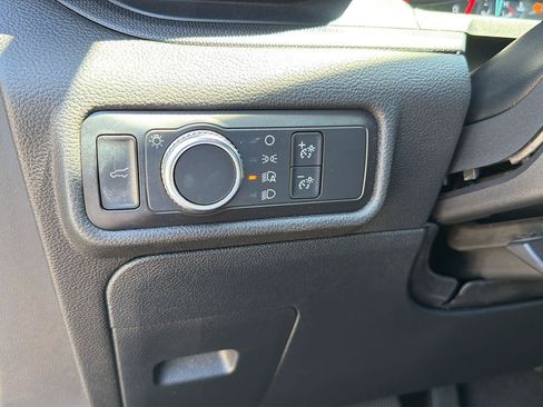 Used 2020 Ford Explorer 2WD image 19