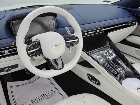 Used 2026 Aston Martin DB12 Convertible RWD image 37