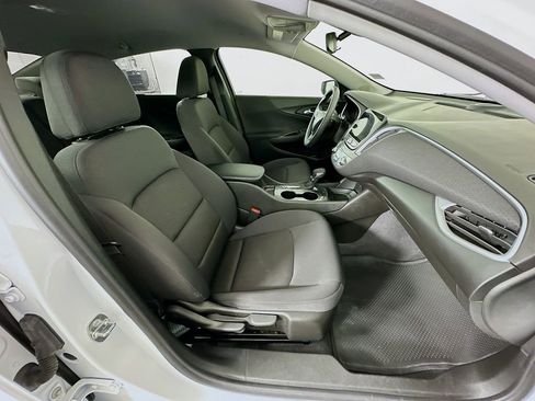 Used 2023 Chevrolet Malibu LS FWD image 26
