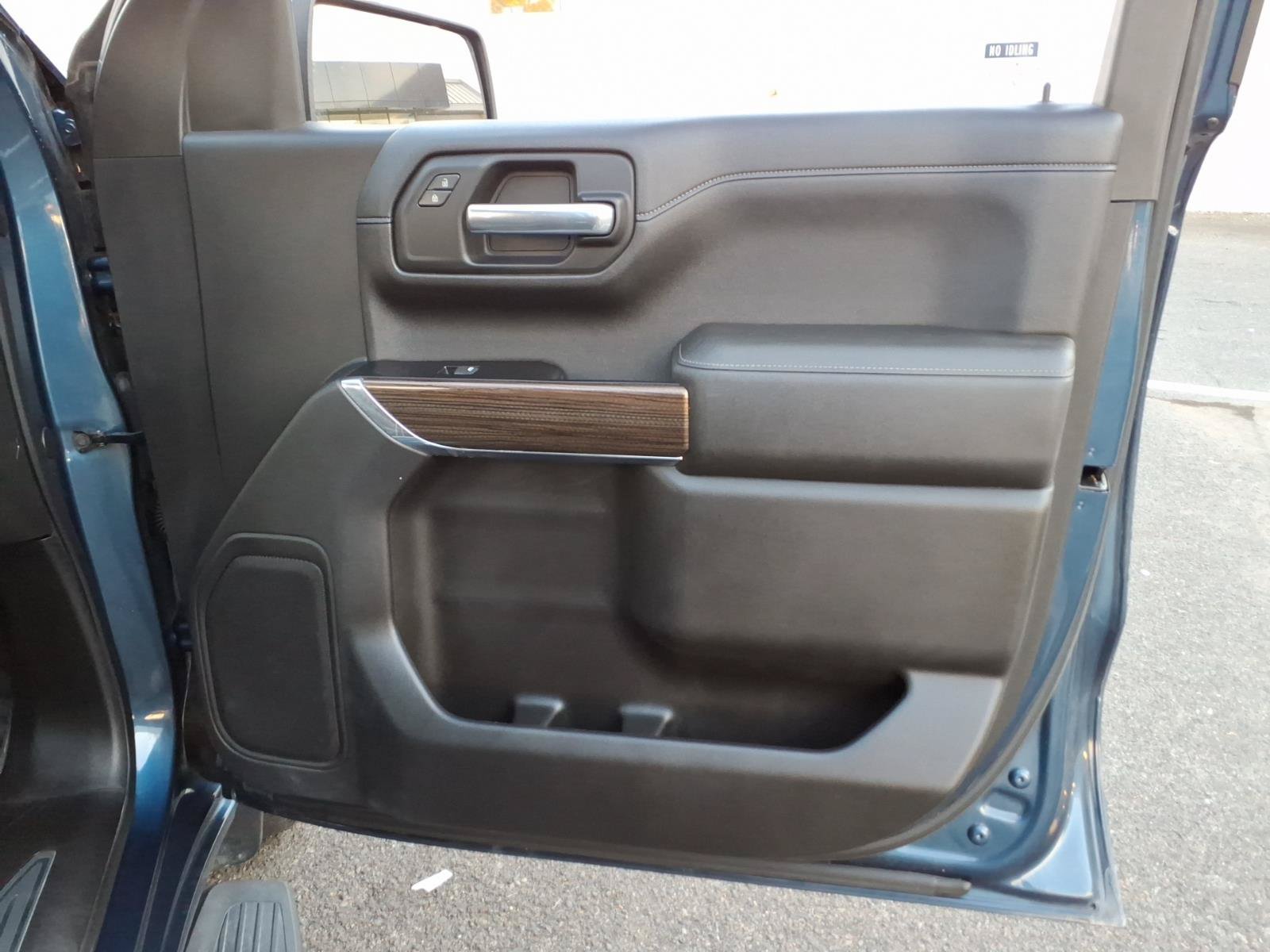Used 2019 Chevrolet Silverado 1500 LT w/ All-Star Edition AWD/4WD image 25
