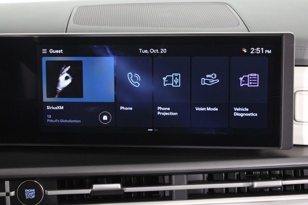 Certified 2026 Hyundai Santa Fe SEL FWD image 9