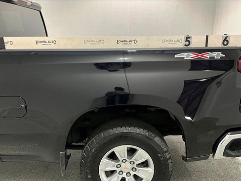 Used 2025 Chevrolet Silverado 1500 LT image 36